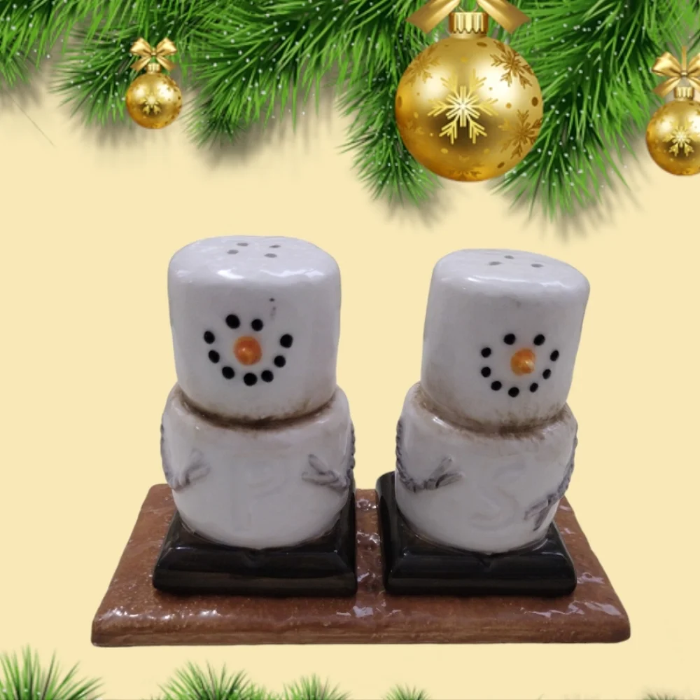 Vintage Midwest S'mores Christmas Salt & Pepper Shakers